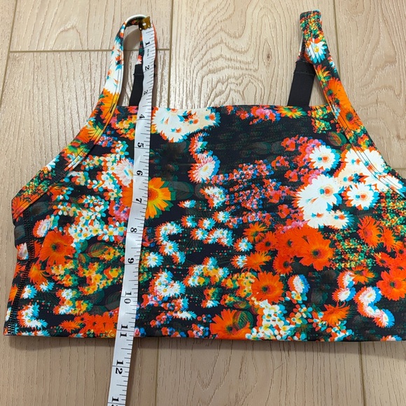 Offline by Aerie Goals Medium Support Sports Bra, 3D Floral, sz XS - Picture 7 of 7